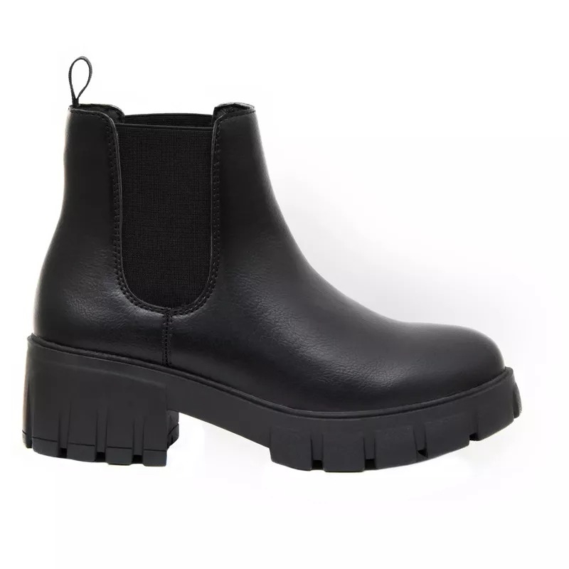 Black ankle-length Chelsea boot with elastic side panels and chunky sole