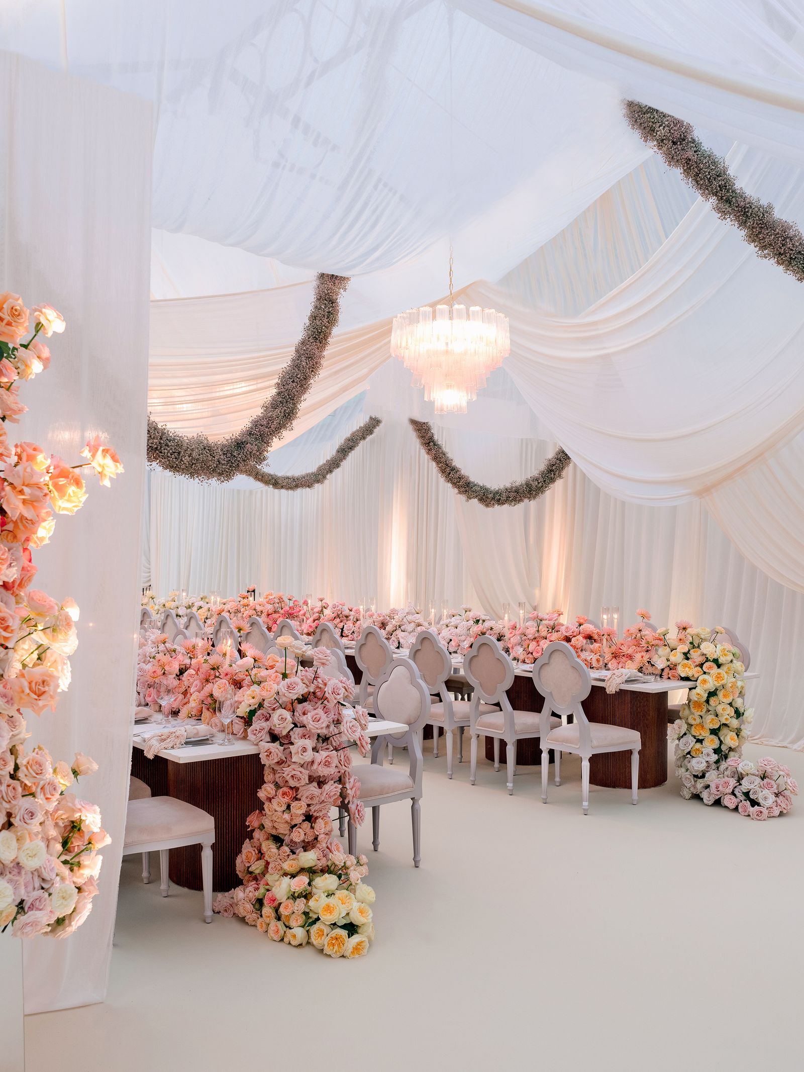 31 Best Wedding Centerpieces and Tablescape Ideas as Seen in Vogue