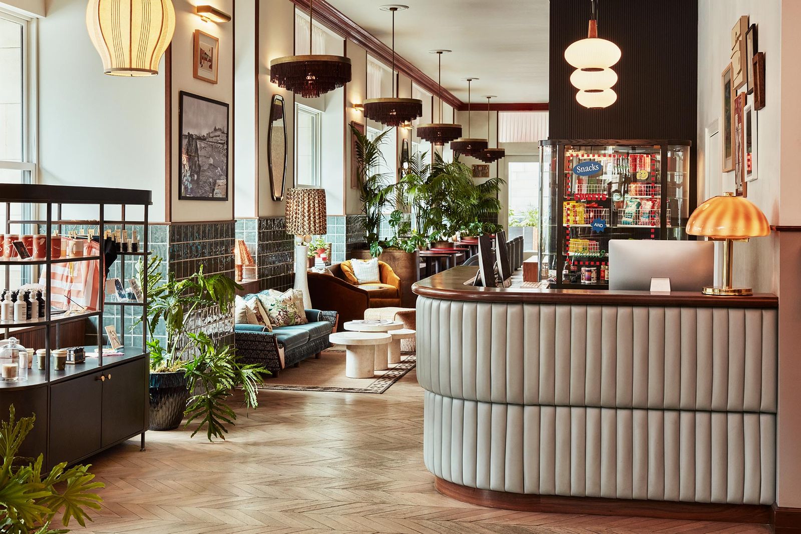 Where to Stay in LA if You Like to Eat